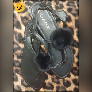 ☀️ A pair of Summer Pom Pom Sandals ☀️